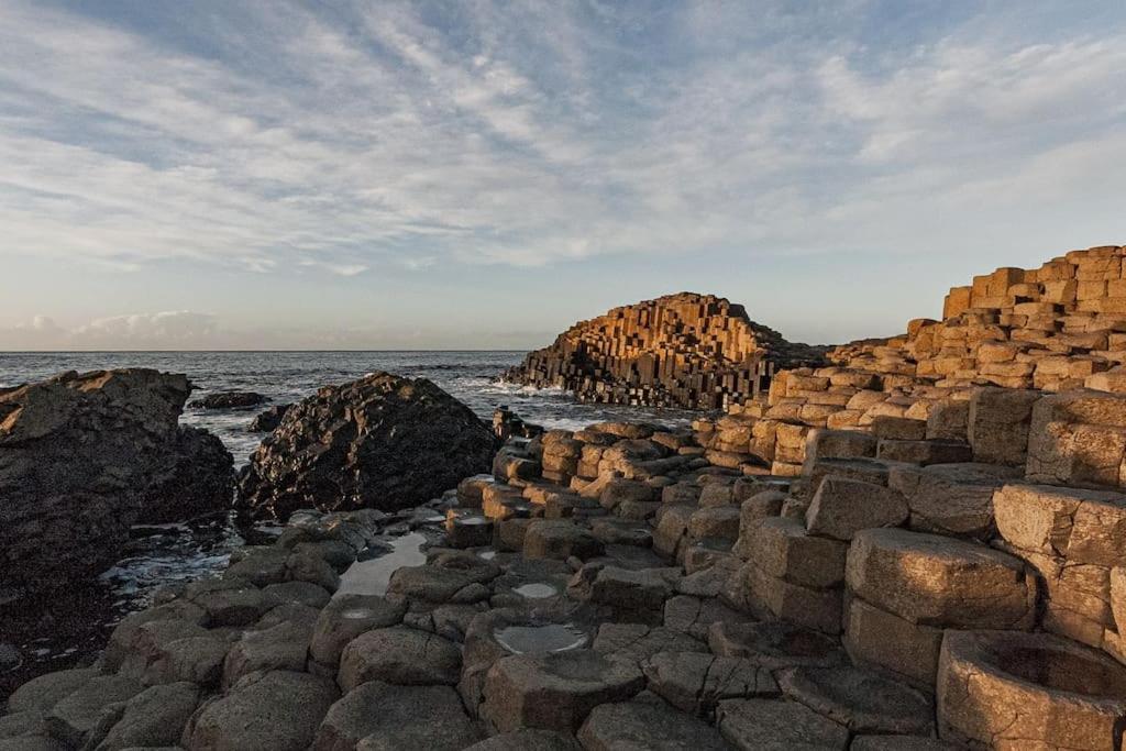 Causeway Coast Sea Shore Apartment - บัลลีคาสเซิล ภายนอก รูปภาพ